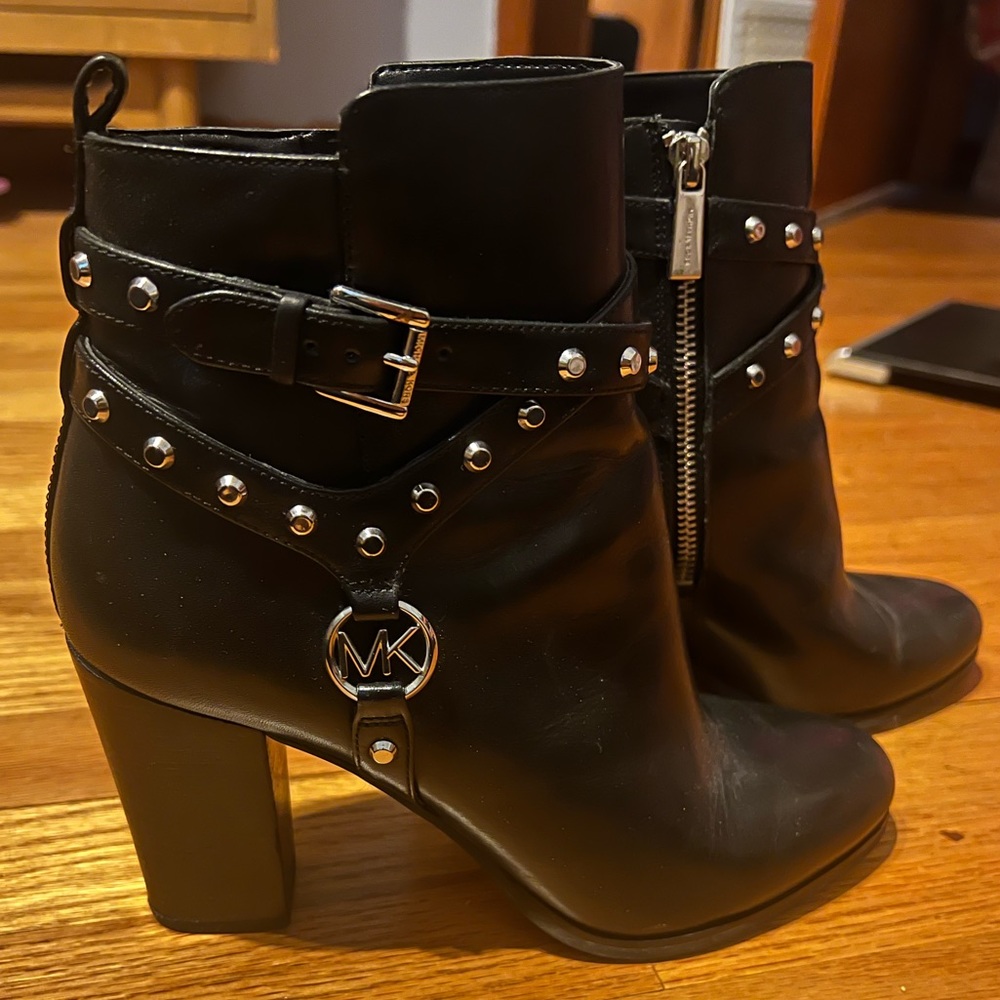 Michael Kors Black Leather Ankle Boots - Size 9